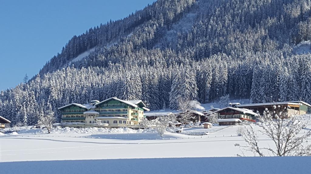 Wohlfuehlresort Und Feriengut Martinerhof Sankt Martin am Tennengebirge Buitenkant foto
