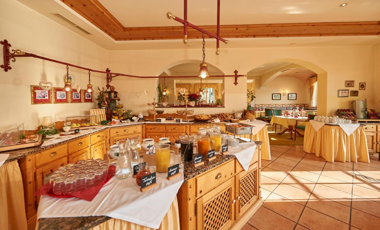 Wohlfuehlresort Und Feriengut Martinerhof Sankt Martin am Tennengebirge Buitenkant foto
