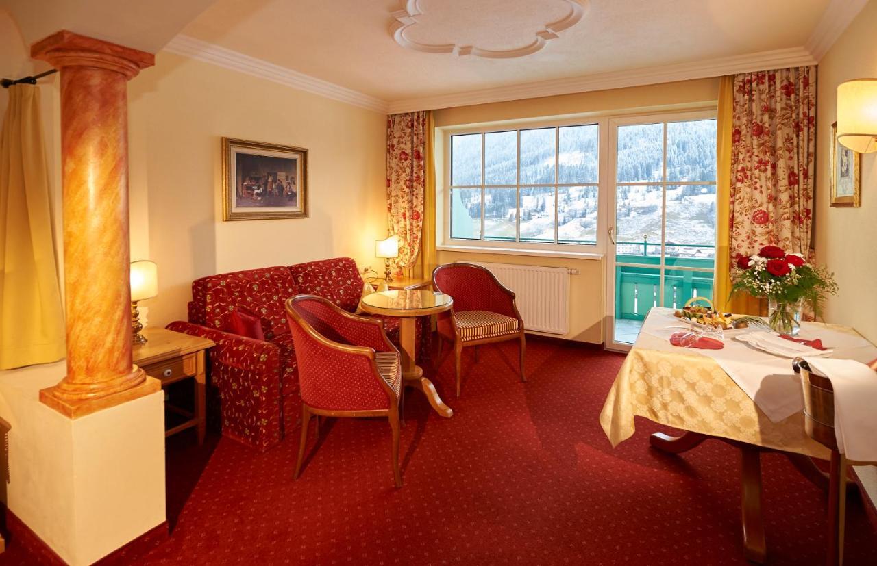 Wohlfuehlresort Und Feriengut Martinerhof Sankt Martin am Tennengebirge Buitenkant foto